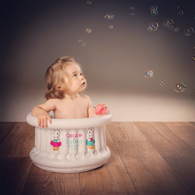 Cupcake Babies Small Bath White &amp; travel pouch &amp; inflator (suitable from birth up to 1 year)