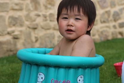 Cupcake Babies Small Bath Turquoise &amp; travel pouch &amp; inflator (suitable from birth up to 1 year) - Cupcake Babies USA