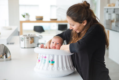 Cupcake Babies Small Bath White &amp; travel pouch &amp; inflator (suitable from birth up to 1 year) - Cupcake Babies USA